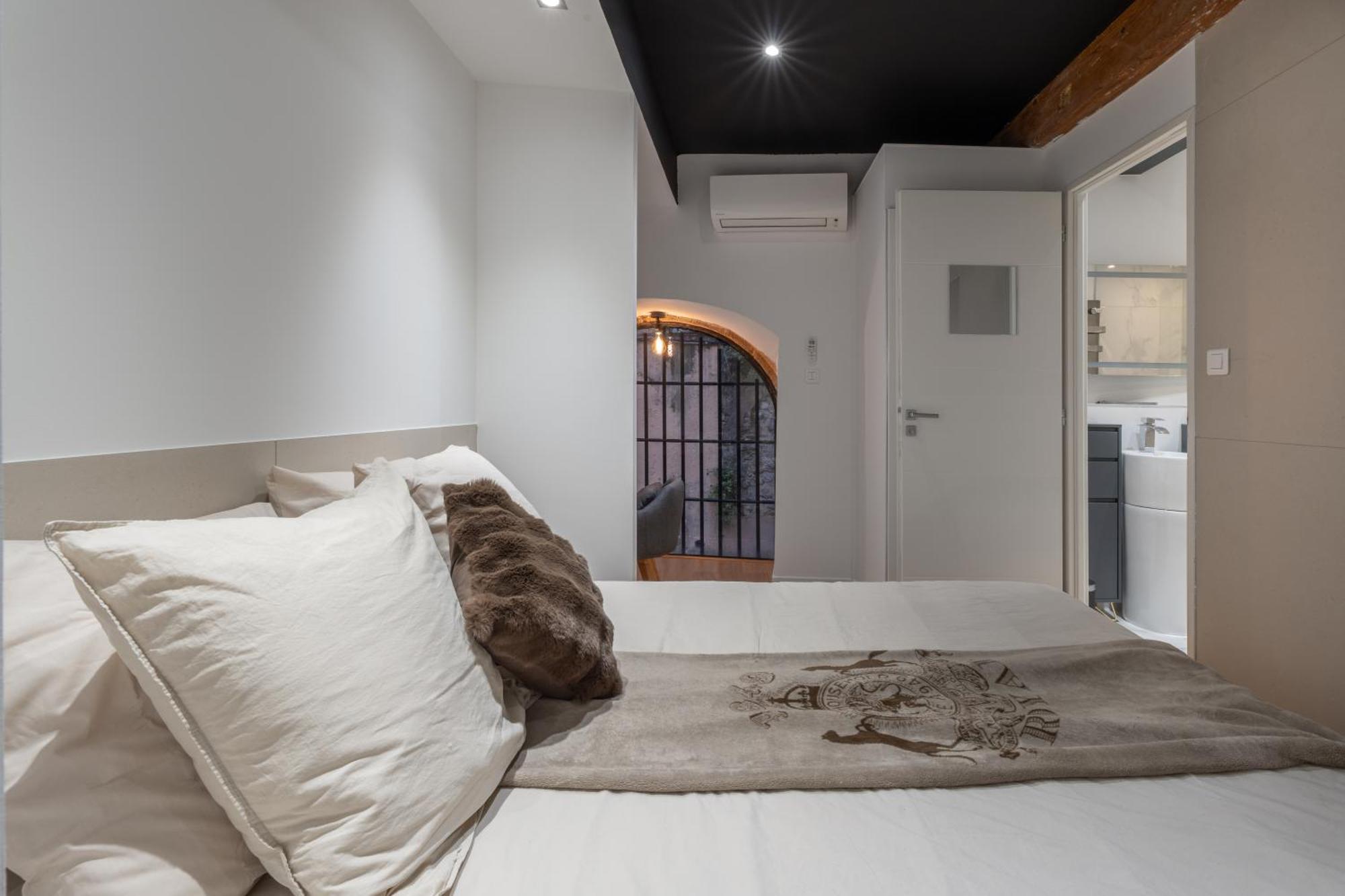 Le Yona Mirabeau - Appartement T3 Atypique Situe Dans Le Centre Ville Historique - Proche Rotonde آيكس أومبروفينس المظهر الخارجي الصورة
